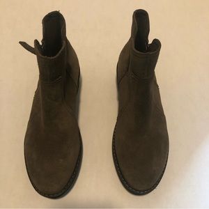 Clarks Airabell Zip Boot